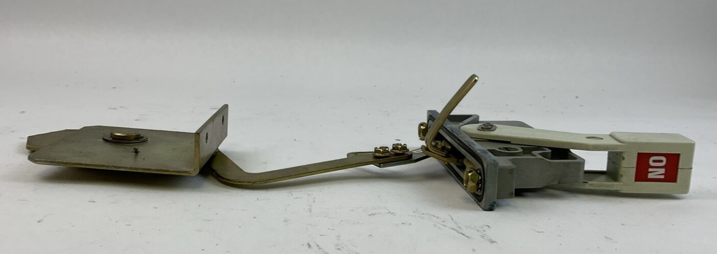 FURNAS D46122-001 DISCONNECT SWITCH 200AMP LPS-RK-150SP 150A 600VAC 300VDC FUSE9