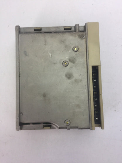 YASKAWA SGDA-01BS SERVOPACK INPUT 100-115VAC 1PH 4.5A OUTPUT 0-115V 100W 2.2AMPS4