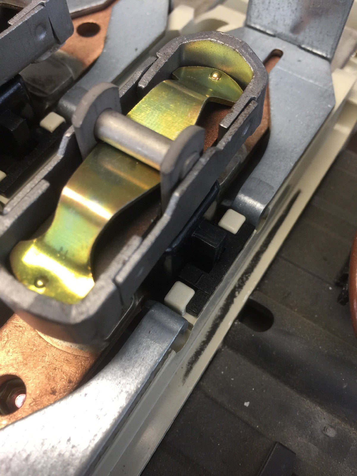 TELEMECANIQUE SQUARE D LC1F330 CONTACTOR 370A 600VAC 250HP LX1 FH 12729