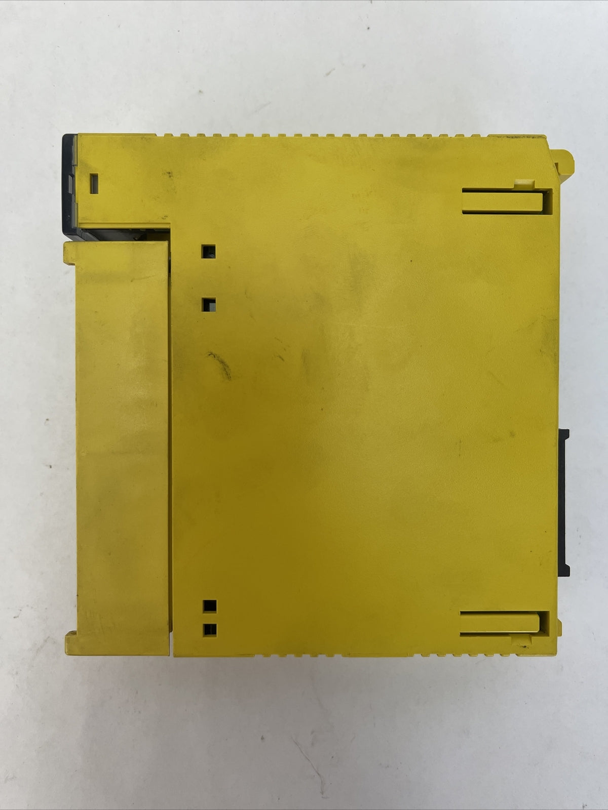 FANUC A03B-0807-C104 AID16D  I/O MODEL A INPUT 24VDC 16PT POS/NEG LOGIC *NO DOOR6