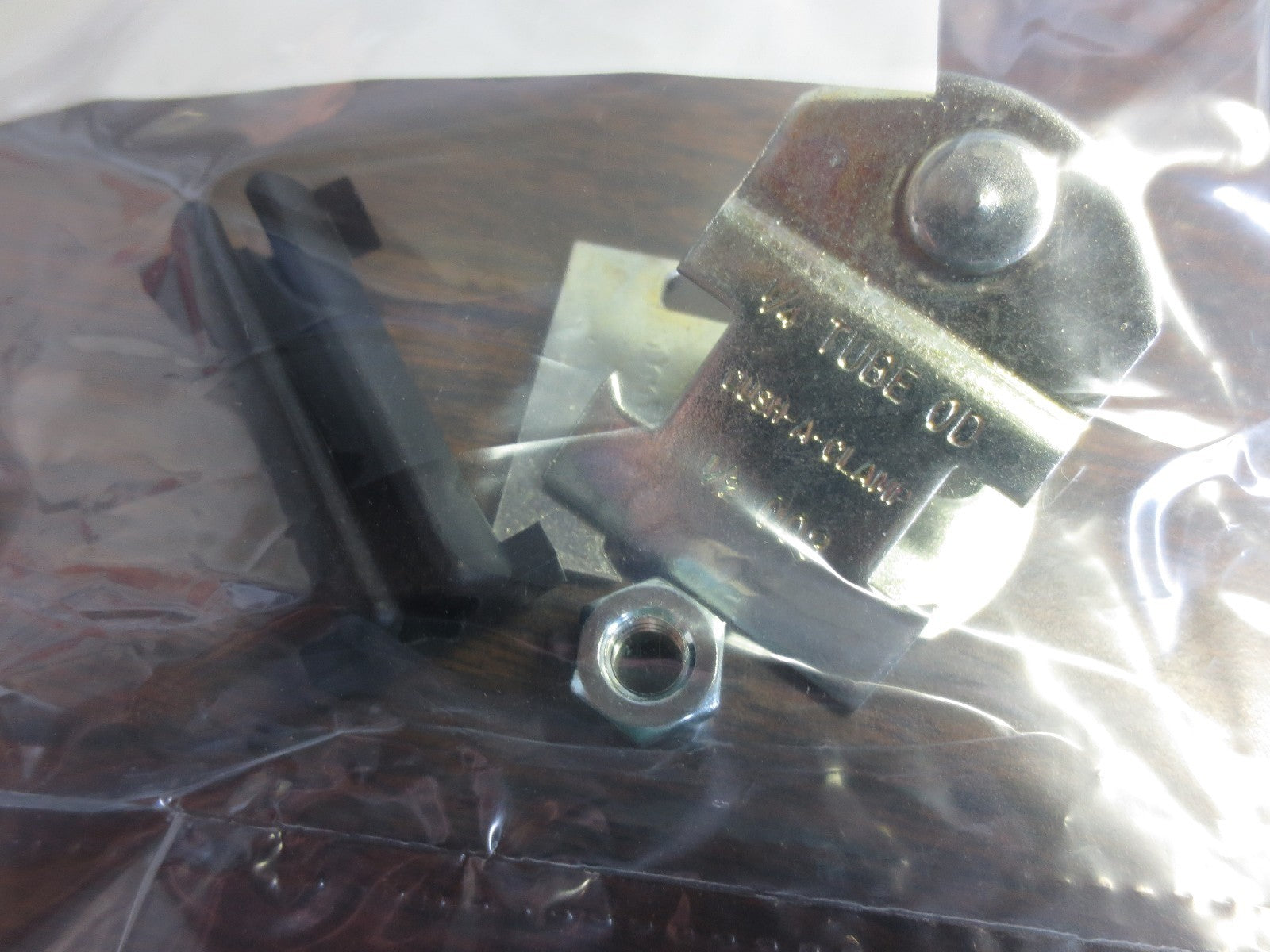 POWER-STRUT CUSH-A-CLAMP PS 004T EG - 1/4" - NEW SURPLUS - EACH4