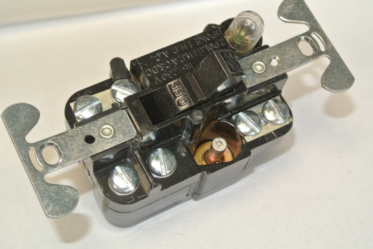 FURNAS 10BA1PB MANUAL STARTER 115/230V 1HP 1-PH 1-POLE OPEN w/ NEON PILOT LIGHT2