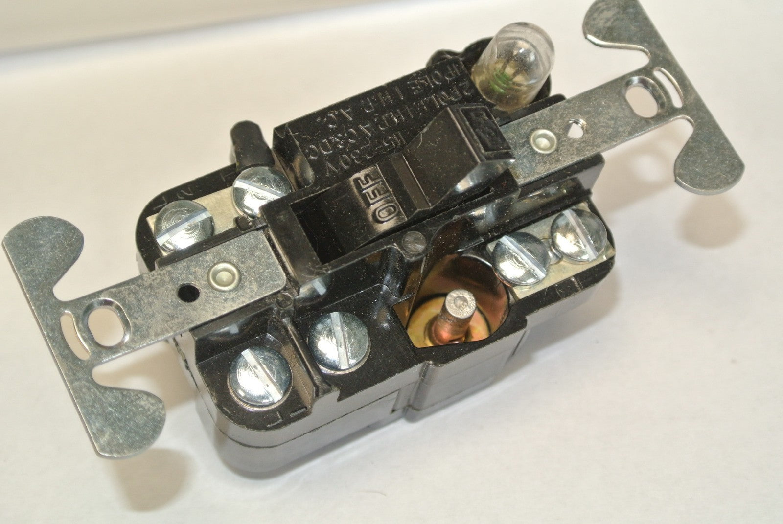 FURNAS 10BA1PB MANUAL STARTER 115/230V 1HP 1-PH 1-POLE OPEN w/ NEON PILOT LIGHT2