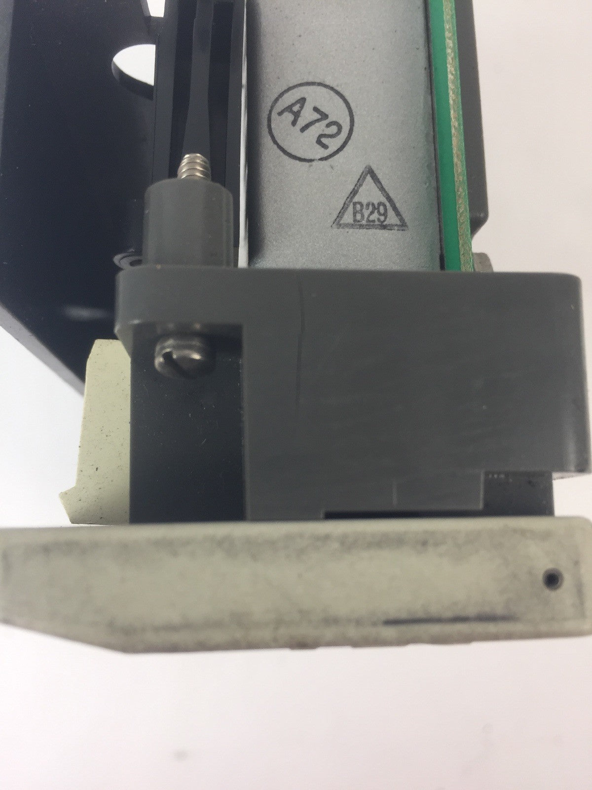 AEG MODION SCHNEIDER AS-B827-032 INPUT MODULE 24VDC7