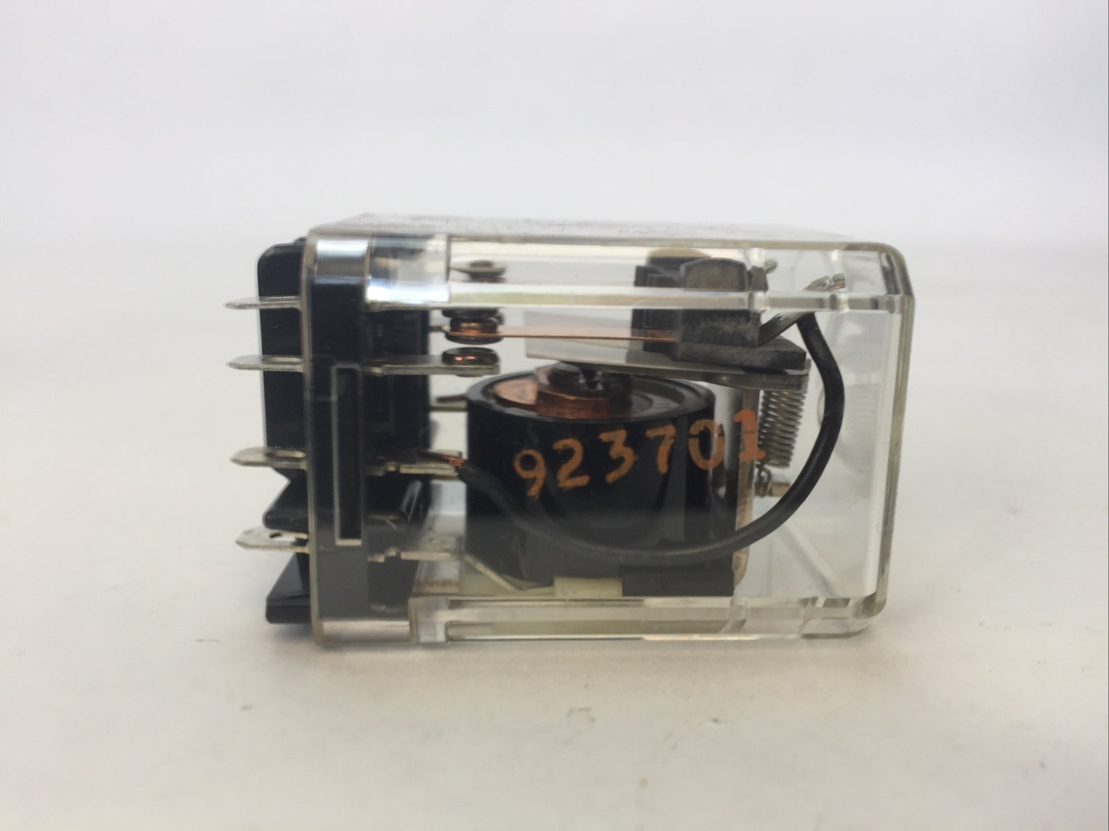 DAYTON 5X837F RELAY 24V 50/60HZ 12A 120VAC 10A 28VDC 1/3HP 120VAC 1/2HP 10A 240V3