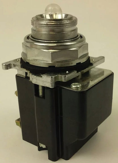 CUTLER HAMMER, 10250T221 PRETEST LIGHT, 120V, 50/60HZ,TRANS.-1 HOLE MTG3