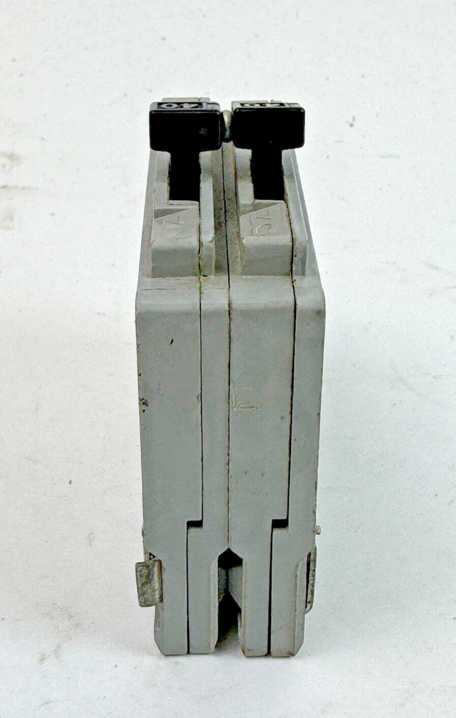 CHALLENGER - A240 - COMMON TRIP CIRCUIT BREAKER - 40A, 2 POLE, 240 VAC, A-2405