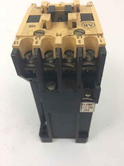 ALLEN BRADLEY 100-A09NZ*3 CONTACTOR SER B 600VAC 9A NB174 COIL 24VDC 6