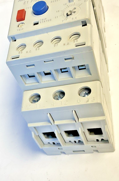 ALLEN BRADLEY 100-C09*10 SER.A W/193-ED1EB 5.4-27 SER.C STARTER 110/120V 50/60HZ5