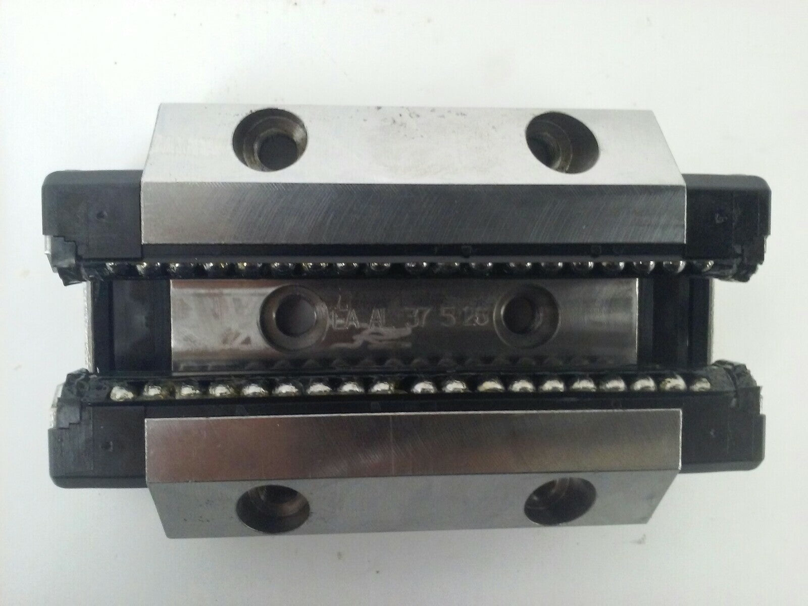 REXROTH MNR: R165323220 685 RUNNER BLOCK/ BAIL RAIL5