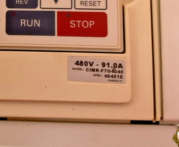 YASKAWA CIMR-F704045 AC DRIVE 91A 480V 73KVA 400HZ1