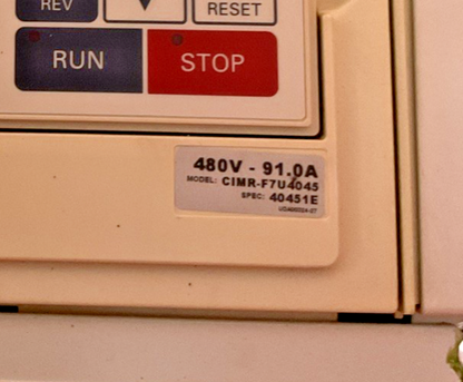 YASKAWA CIMR-F704045 AC DRIVE 91A 480V 73KVA 400HZ1