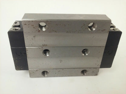REXROTH MNR: R165323220 685 RUNNER BLOCK/ BAIL RAIL4