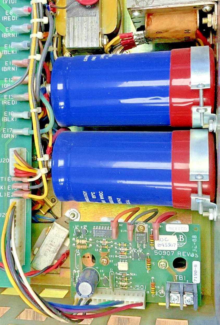 ALLEN-BRADLEY 1334-DOB-K7-G4 ADJUSTABLE FREQUENCY DRIVE 460V 3PH 11.3A9