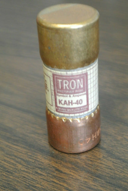 BOX of 10 / BUSSMANN / TRON KAH-40 FUSE / 40A / 130VAC / NEW SURPLUS3