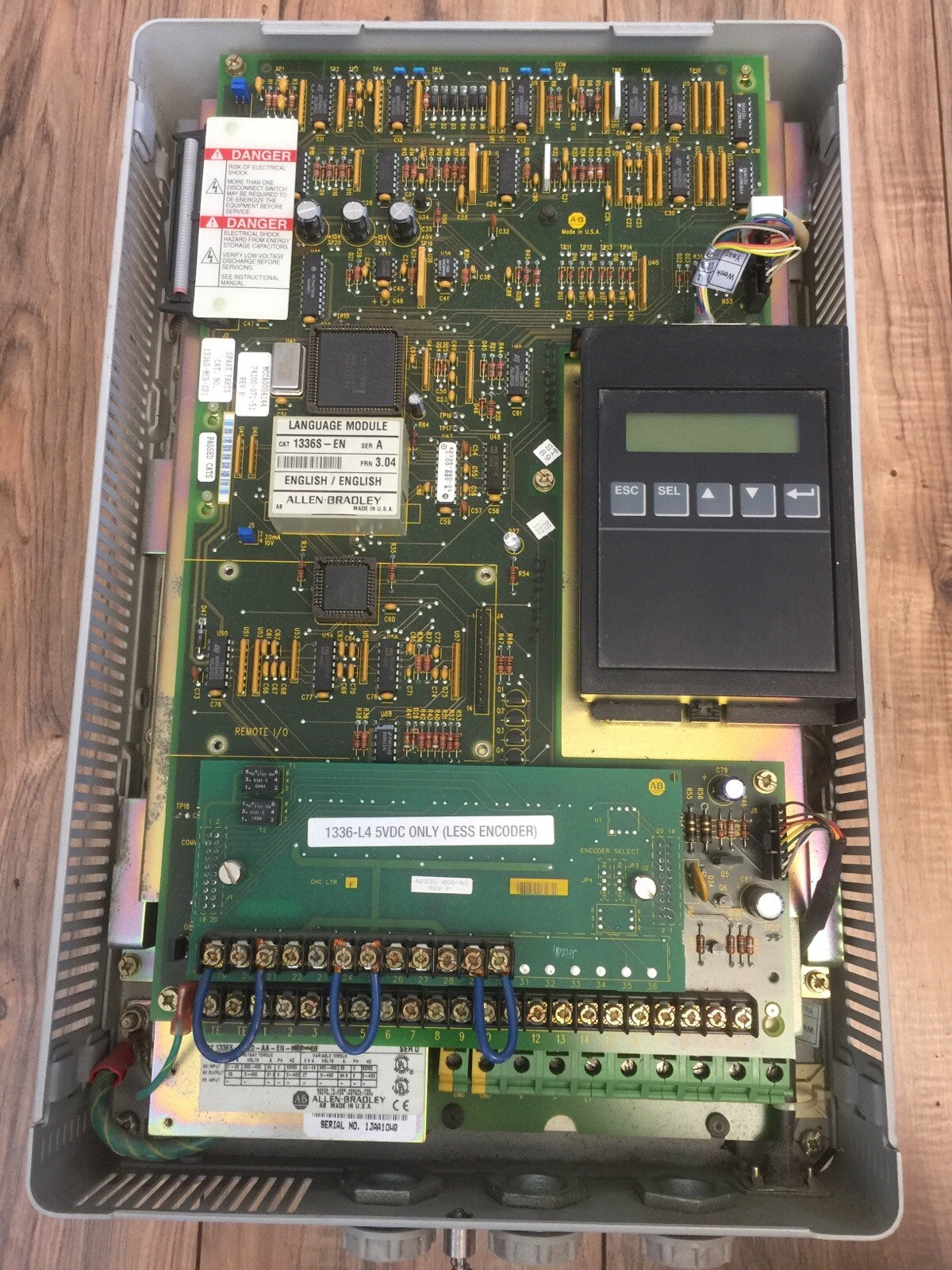 ALLEN BRADLEY 1336S-B020-AA-EN-HAP-L6 AC DRIVE OUTPUT 0-460VAC 31A 3PH 27KVA6