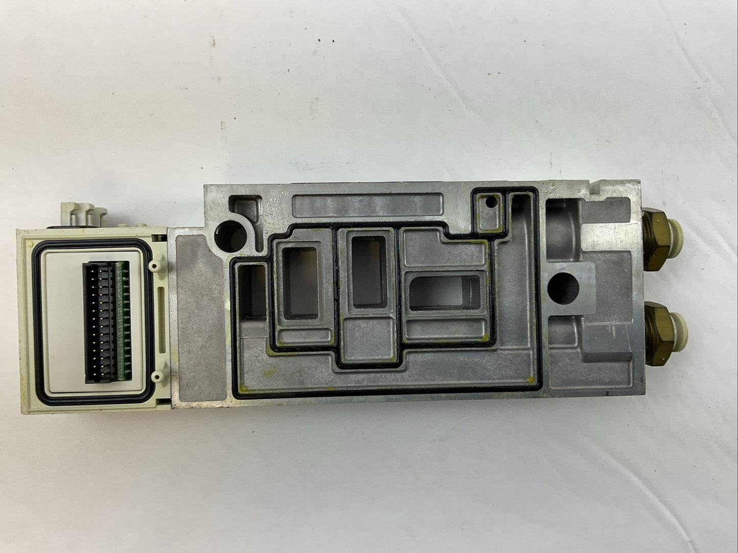 SMC MANIFOLD VALVE VQ 4000 VVQ4000-10A-1 BLANK PLATES (LOT OF 3)5