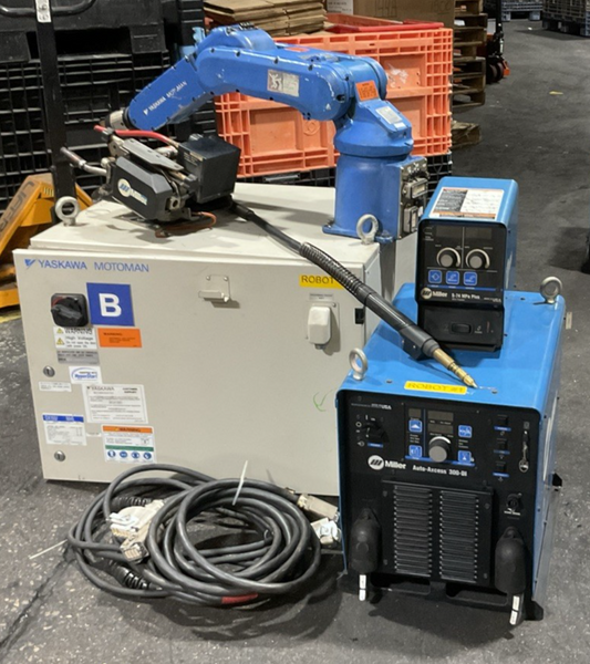 YASKAWA YR-MH00005-E10 WELDING DX100/MH5 TYPE ERDR-MH00005-B32 3PH 480V 50/60HZ0