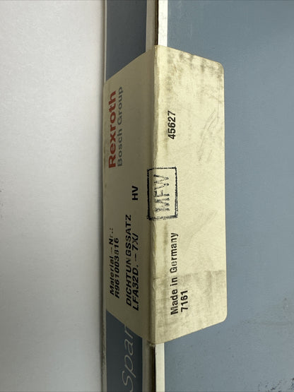 REXROTH R961003816 SEAL KIT LFA32D.-7XJ    HV4