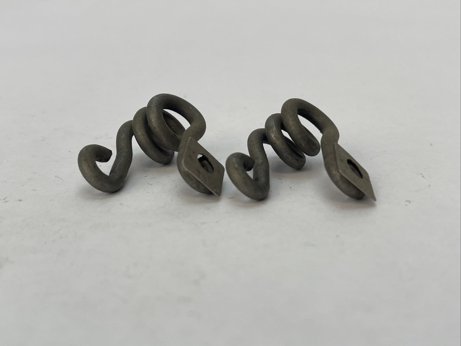 CLARK / SYLVANIA S33.0 HEATER (LOT OF 2)2