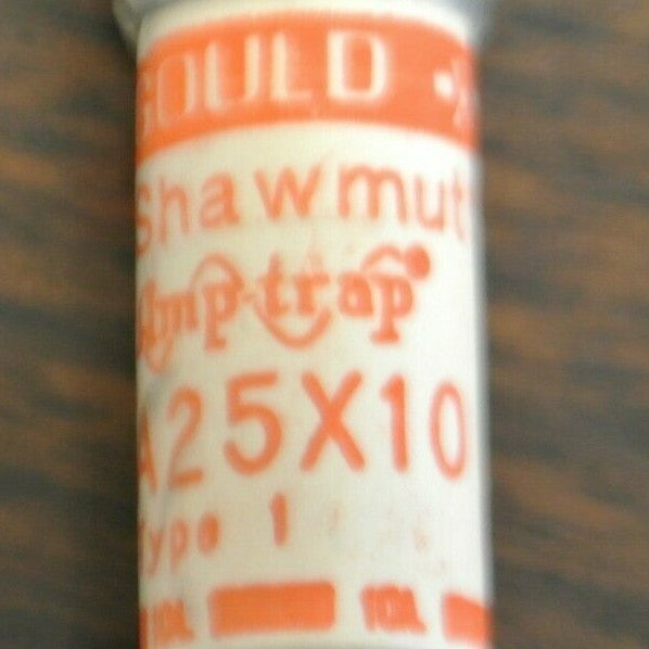 BOX of 10 / GOULD-SHAWMUT A25X10-1 AMP-TRAP® FUSES 10A / 300V / NEW SURPLUS1