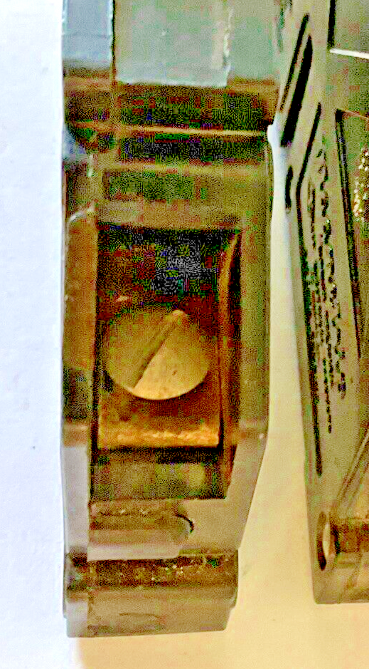 ZINSCO Q130 CIRCUIT BREAKER 30A 1POLE 120-240VAC TYPE T ***LOTOF2***4