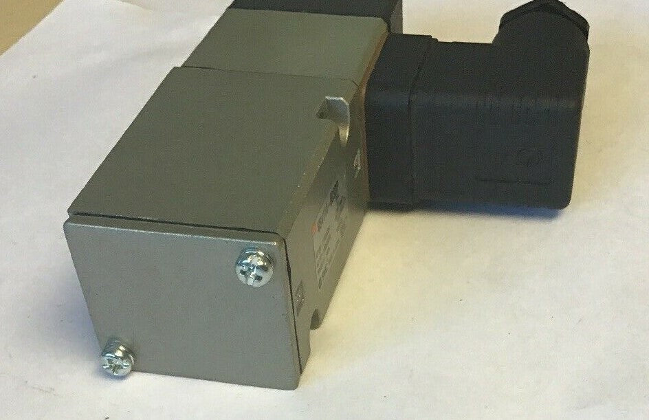 SMC VS4114-003DP VALVE 110VAC 130V/60HZ5