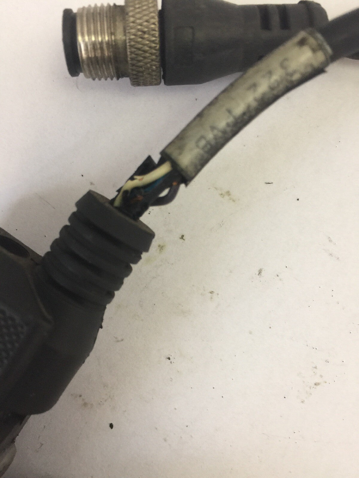 SMC VFS3220-DUJ01591 SOLENOID VALVE 24VDC8