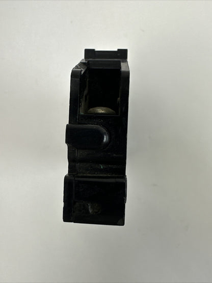 SYLVANIA / ZINSCO Q-15 CIRCUIT BREAKER 15AMP 120/240VAC 1POLE1