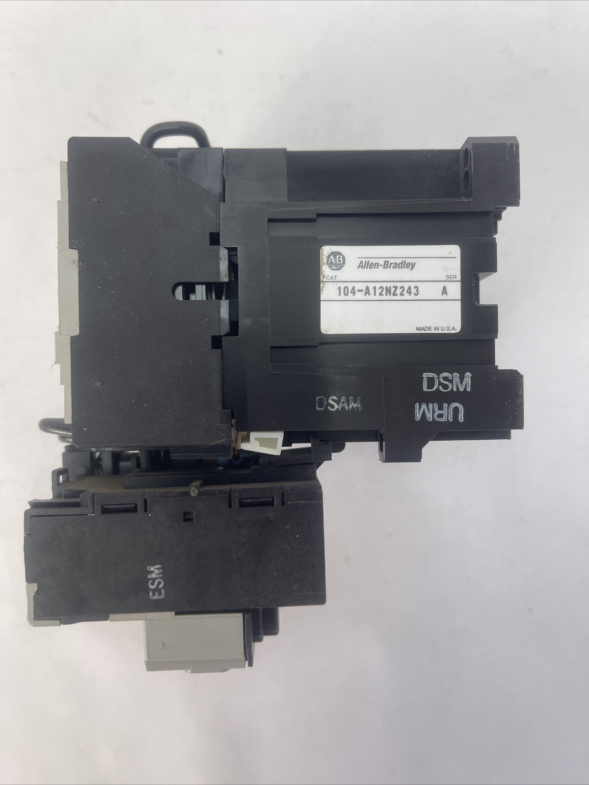 ALLEN BRADLEY 104-A12NZ243 SER A REVERSING STARTER 12AMP 600VAC 10HP COIL 24VDC2