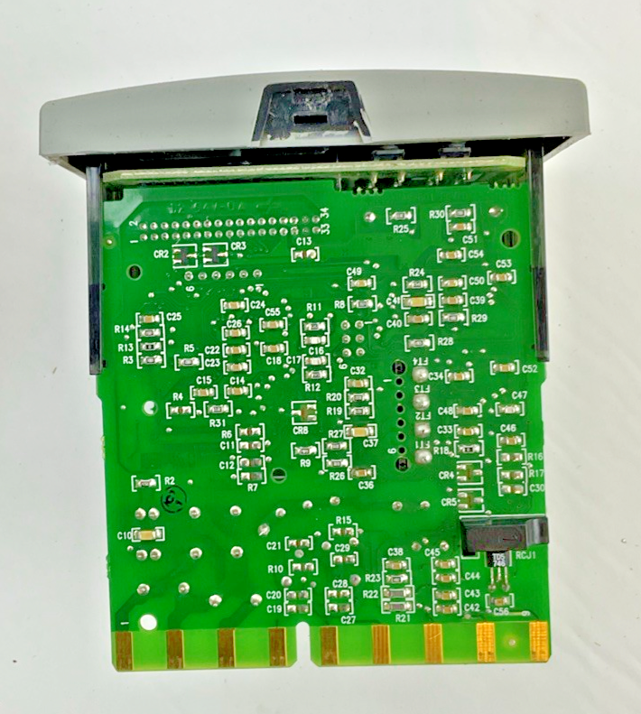 HONEYWELL DC2500-EE-0L0R-200-00000-E0-0 DIGITAL CONTROLLER VER:2507C4