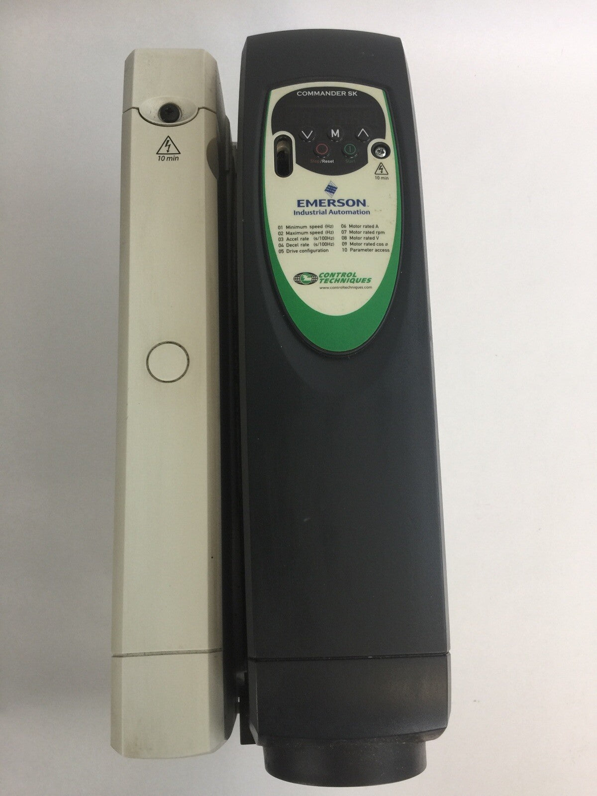 EMERSON SK2403 INVERTER 480V0