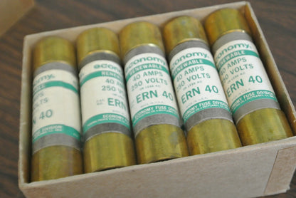 BOX of 10 / ECONOMY / FPE / ERN40 RENEWABLE FUSE / 40A / 250V / NEW SURPLUS4