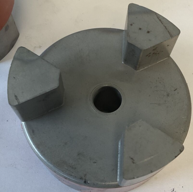 LOVEJOY L150 JAW COUPLING HUB 5/8IN .625 ***LOTOF2***4