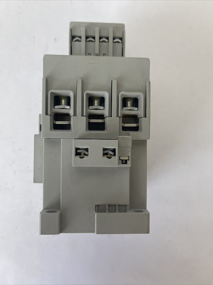 ALLEN BRADLEY 100-C60D*00 SER B CONTACTOR 600VAC 90A 50HP COIL 24VDC 100-F SER B6