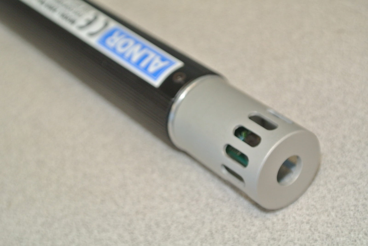 ALNOR / TSP - 220B  HYGROMETER / RELATIVE HUMIDITY PROBE  RECALIBRATED w/ MANUAL3