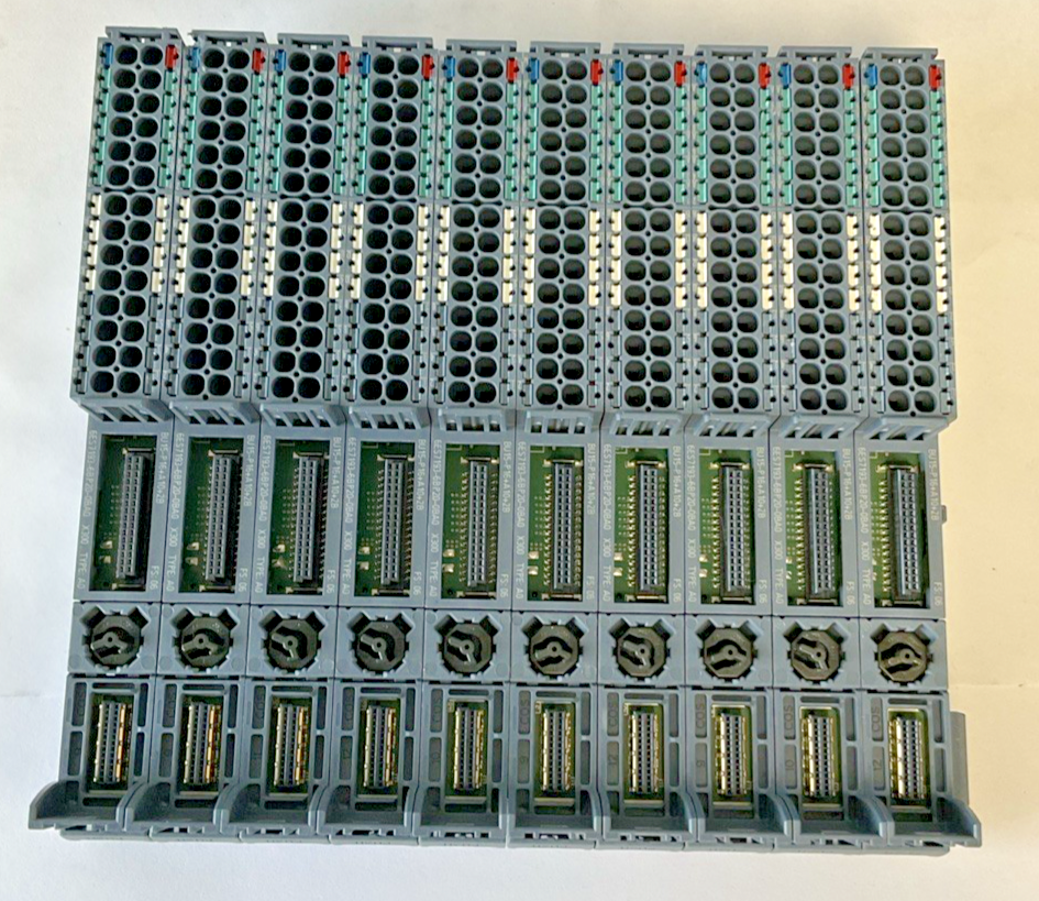 SIEMENS 6ES7 193-6BP20-0BA0 DIGITAL BASE MODULE ***LOTOF10****0