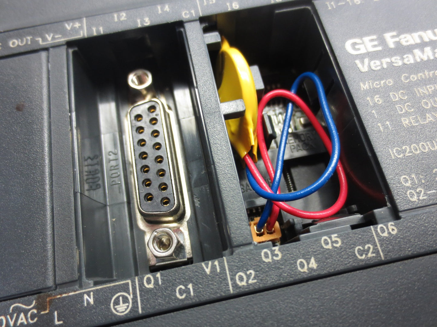 GE FANUC IC200UDR005-BG VERSAMAX MICRO CONTROLLER 24VDC4