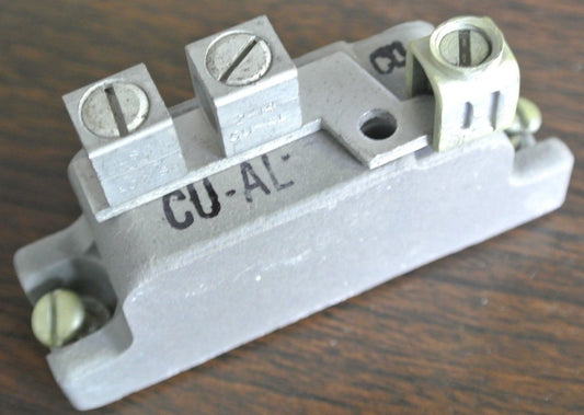 GE TNI62 - INSULATED GROUNDABLE NEUTRAL - 600VAC, 250VDC 60A MAX - NEW SURPLUS0