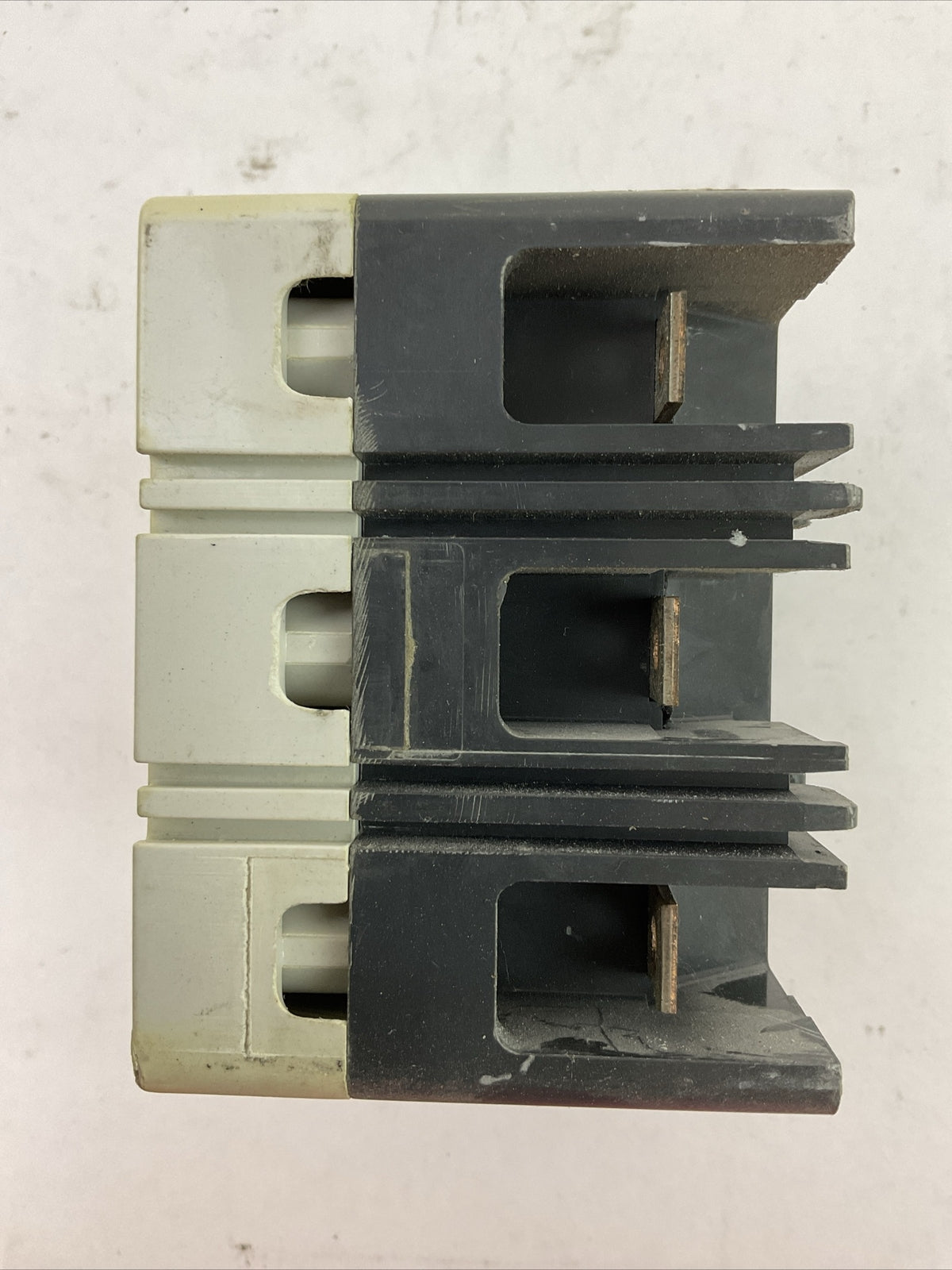 EATON HFD3015BP10 600VAC 250VDC 15AMP 3POLE 6604C37G02 CIRCUIT BREAKER HFD 65K1