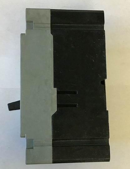 WESTINGHOUSE HMCP030H1 CIRCUIT PROTECTOR  SER.C 30AMP 3POLE 600VAC-250VDC4