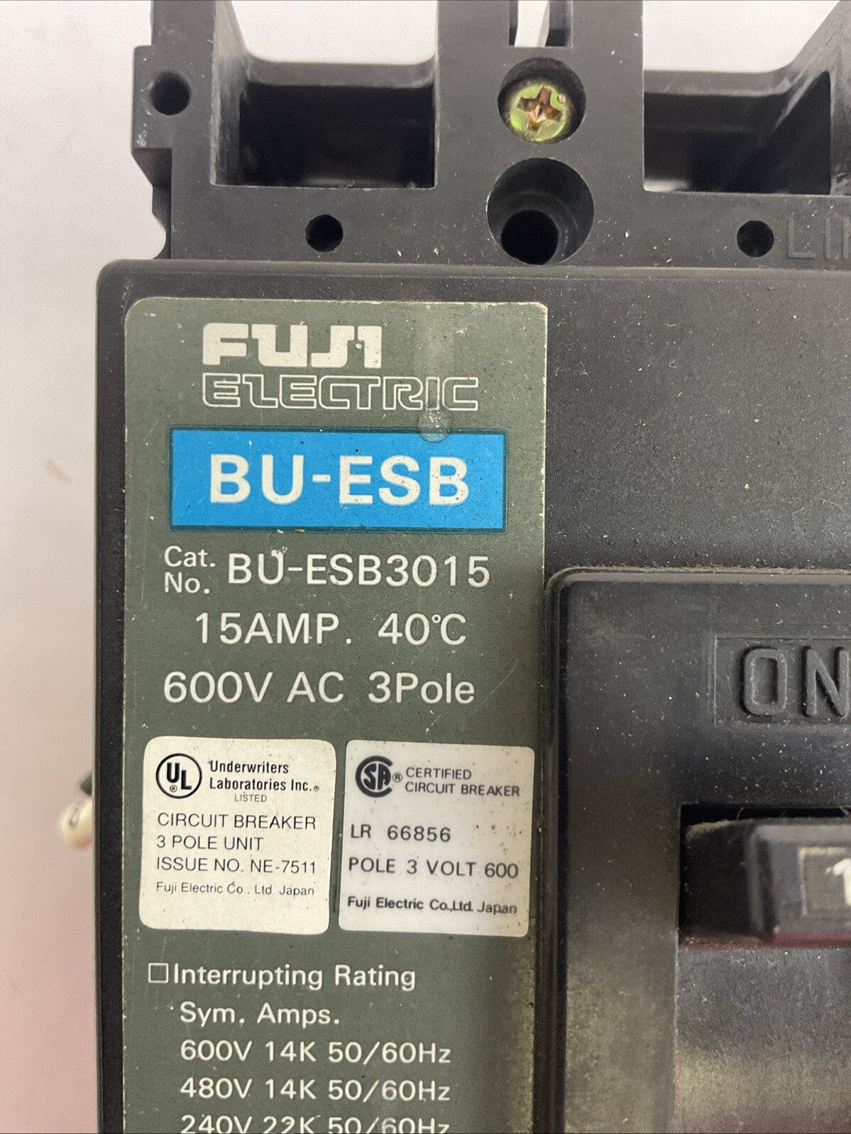FUJI BU-ESB3015 CIRCUIT BREAKER 15A 600VAC 3P BU-WFH AUXILIARY SWITCH BU-FFH208A1
