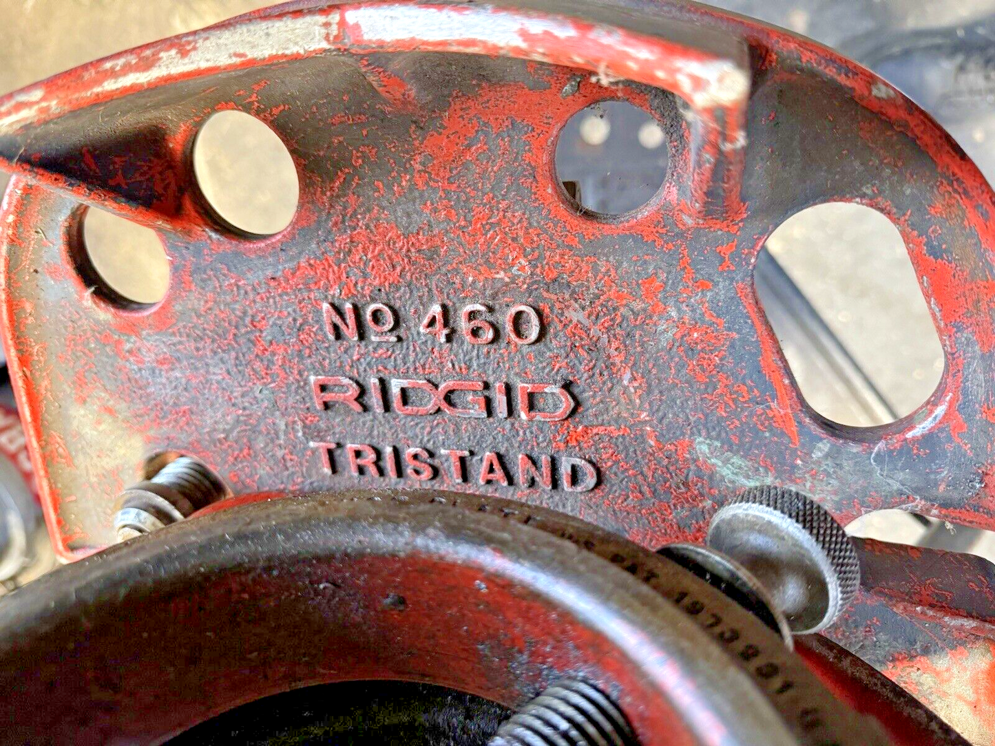 RIDGID - 700-12 - POWER DRIVE PIPE THREADER W/ STAND/BUCKET/DIE HEADS +SEE BELOW5