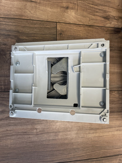 MOELLER NZMH4-AE CIRCUIT BREAKER 600VAC 1200A NZM4-XUHIV20 24VDC NZM H4-AE800A11