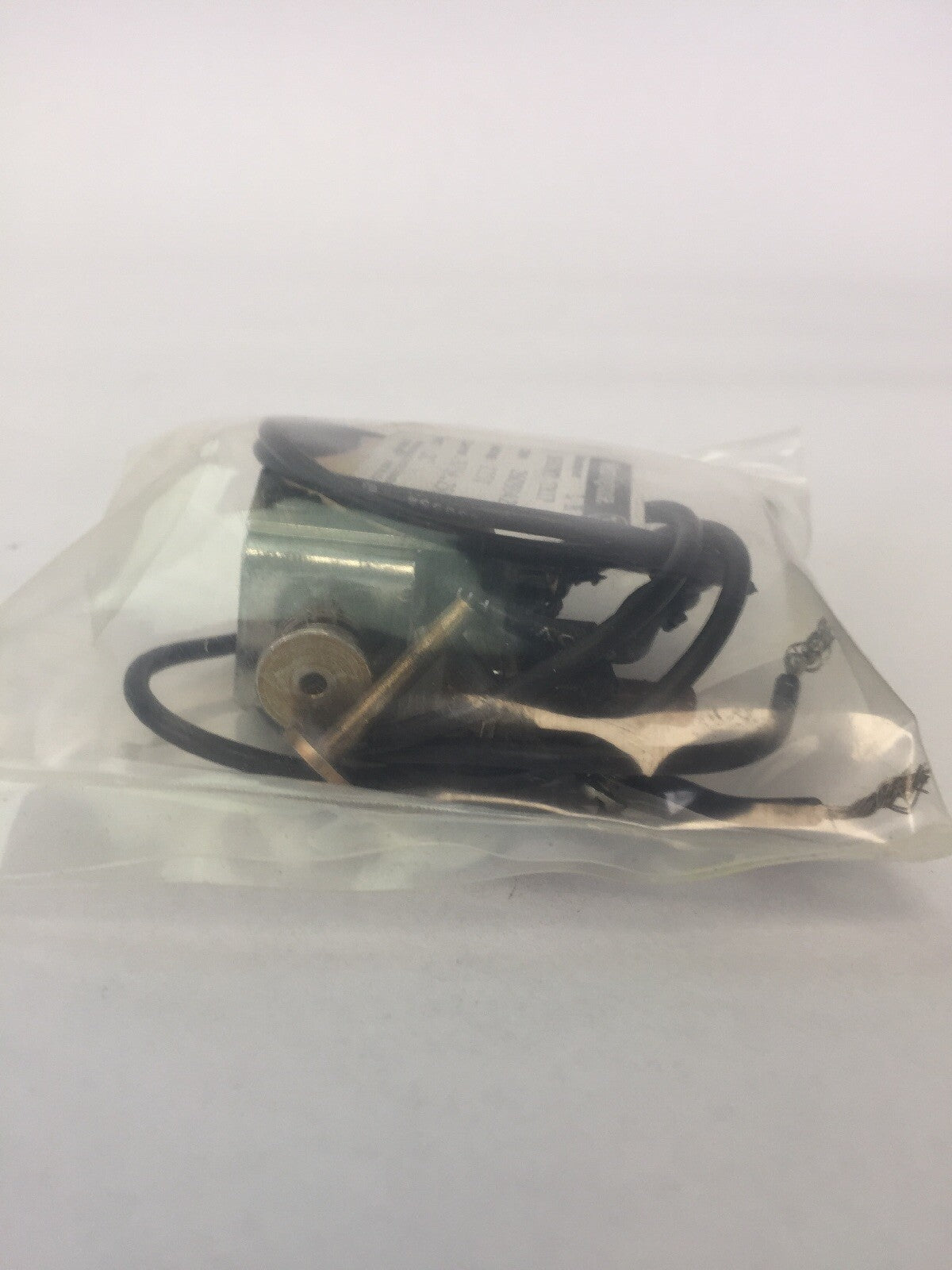 WESTINGHOUSE/CUTLER HAMMER 2609D42G10 L.H. SHUNT TRIP 125VDC 0.975A 0.250SEC2