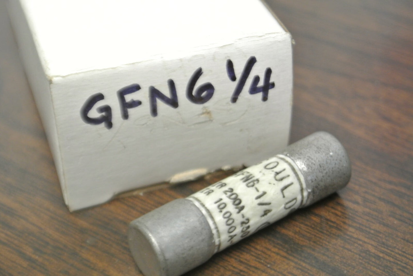 LOT of 9 / GOULD GFN6-1/4 TIME-DELAY FUSES / 6-1/4A / 250VAC3