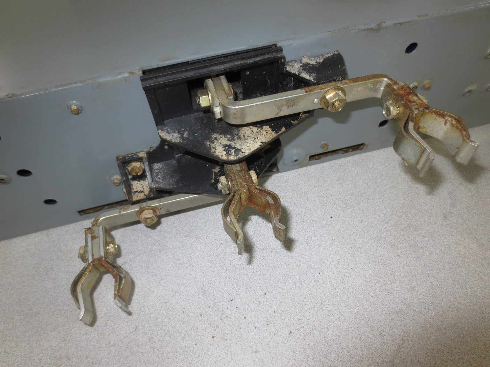 SQUARE D QMB361TW PANELBOARD SWITCH 30A, 600VAC 3-POLE5