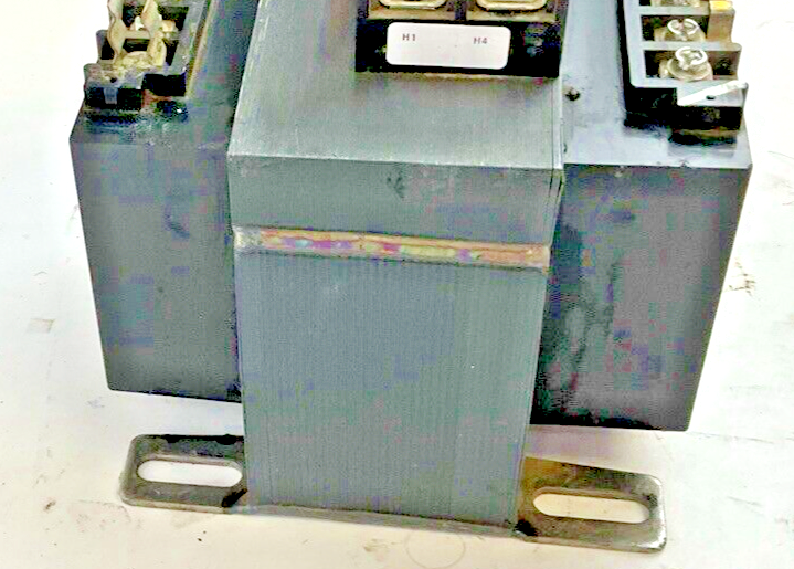 CUTLER HAMMER C0500E2AFB TRANSFORMER 500VA 50/60HZ3