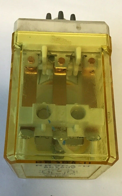 IDEC RR3PA-U RELAY 120VAC 50/60HZ ***LOTOF4***2