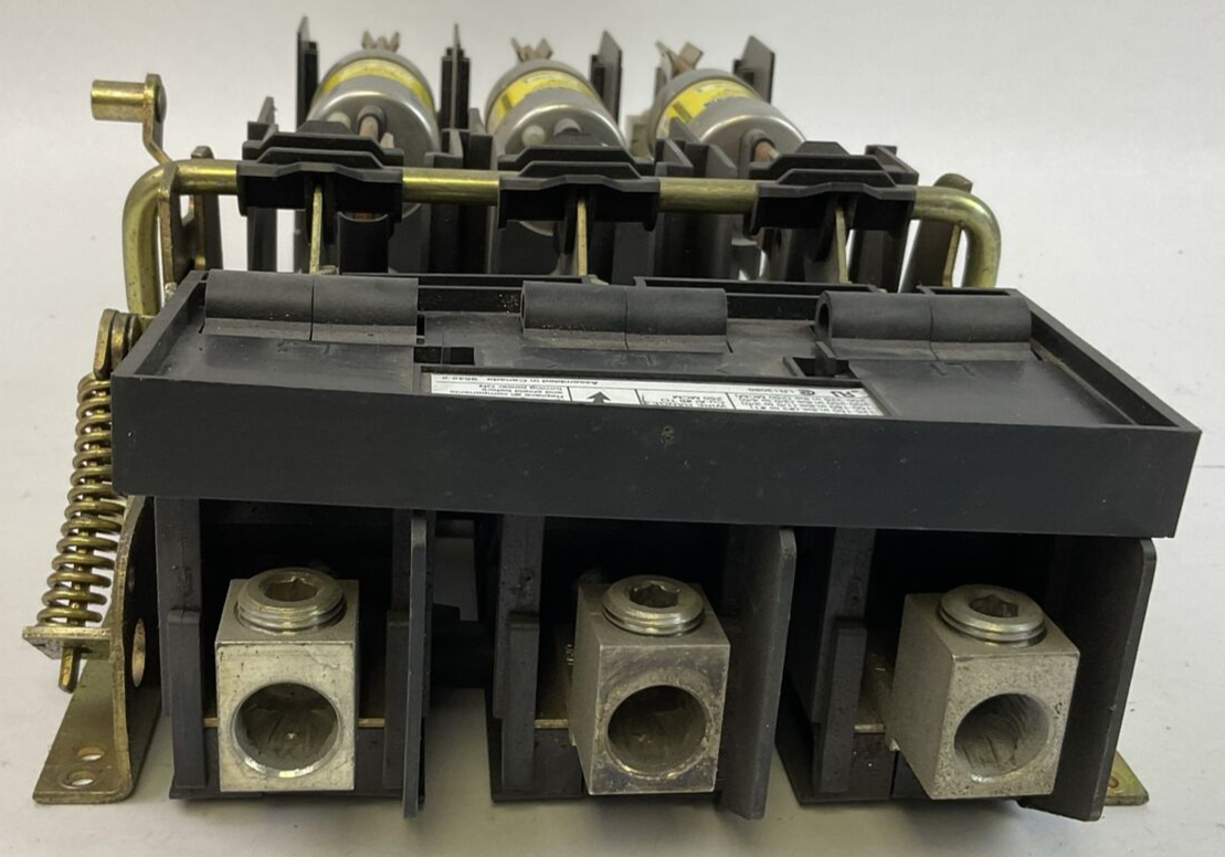 FURNAS D46122-001 DISCONNECT SWITCH 200AMP LPS-RK-150SP 150A 600VAC 300VDC FUSE6